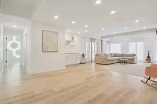 43 Oak Creek Ct, Burr Ridge, IL 60527 - Photo 19