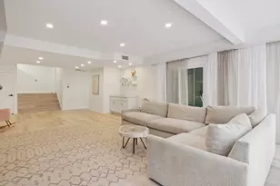 43 Oak Creek Ct, Burr Ridge, IL 60527 - Photo 23