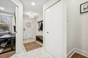 638 W Oak St, Chicago, IL 60610 - Photo 25