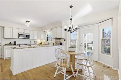 549 Bloomfield Circle, Geneva, IL 60134 - Photo 9