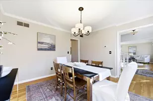 549 Bloomfield Cir, Geneva, IL 60134 - Photo 15