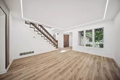 567 Cress Creek Lane, Crystal Lake, IL 60014 - Photo 3