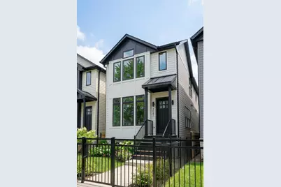 3047 N Christiana Avenue, Chicago, IL 60618 - Photo 1