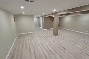 2608 W 97th St, Evergreen Park, IL 60805 - Photo 21