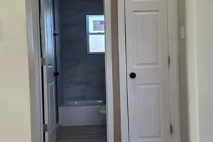 2608 W 97th St, Evergreen Park, IL 60805 - Photo 11