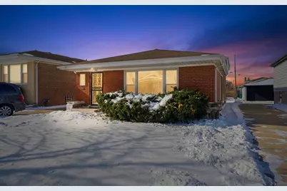 288 Calhoun Avenue, Calumet City, IL 60409 - Photo 1