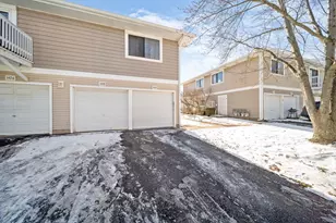 1424 Bear Flag Dr, Hanover Park, IL 60133 - Photo 21