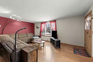 2145 Root St, Crest Hill, IL 60403 - Photo 5