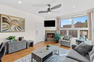 450 E Bowen Ave, Chicago, IL 60653 - Photo 3