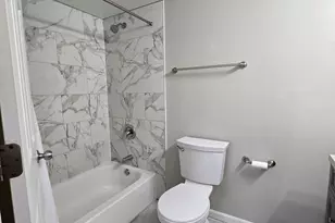 1005 Manchester Ct, South Elgin, IL 60177 - Photo 11