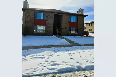 1005 Manchester Court #1005, South Elgin, IL 60177 - Photo 1