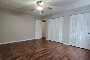 1005 Manchester Ct, South Elgin, IL 60177 - Photo 9