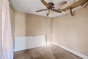 100 Park Ave, Dekalb, IL 60115 - Photo 7