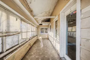 100 Park Ave, Dekalb, IL 60115 - Photo 3