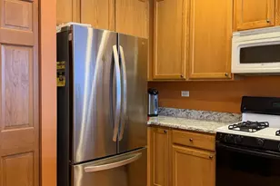 864 Genesee Dr, Naperville, IL 60563 - Photo 7