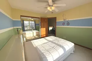 864 Genesee Dr, Naperville, IL 60563 - Photo 15