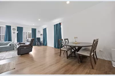 620 Wolverine Drive, Aurora, IL 60502 - Photo 9