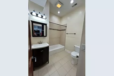 720 N Throop Street #2R, Chicago, IL 60642 - Photo 15