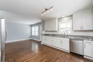 19451 W Hoag Ct, Mundelein, IL 60060 - Photo 11