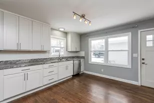 19451 W Hoag Ct, Mundelein, IL 60060 - Photo 9