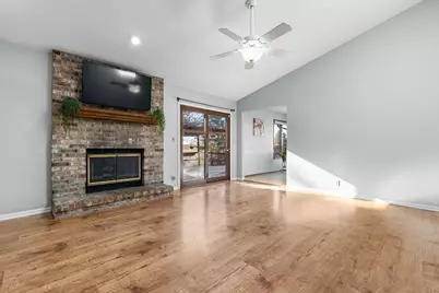 7467 McCurry Road, Roscoe, IL 61073 - Photo 11