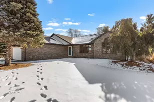 7467 McCurry Rd, Roscoe, IL 61073 - Photo 1