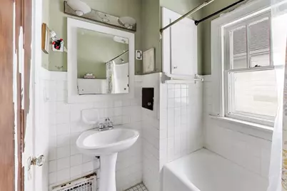 444 S Elmwood Drive, Aurora, IL 60506 - Photo 17