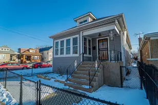 9801 S Exchange Ave, Chicago, IL 60617 - Photo 3