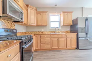 9801 S Exchange Ave, Chicago, IL 60617 - Photo 11