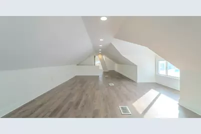 9801 S Exchange Avenue, Chicago, IL 60617 - Photo 27