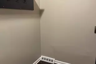 9801 S Exchange Ave, Chicago, IL 60617 - Photo 15