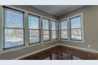 9801 S Exchange Avenue, Chicago, IL 60617 - Photo 5