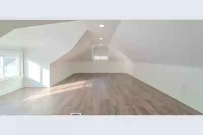 9801 S Exchange Avenue, Chicago, IL 60617 - Photo 29