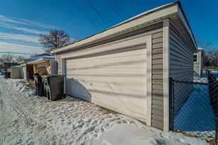 9801 S Exchange Ave, Chicago, IL 60617 - Photo 41