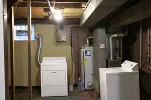 7906 S Kimbark Ave, Chicago, IL 60619 - Photo 9