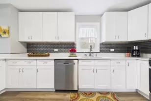 1728 N 35th Ave, Stone Park, IL 60165 - Photo 11