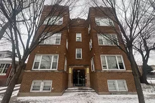 7147 S Woodlawn Ave, Chicago, IL 60619 - Photo 1