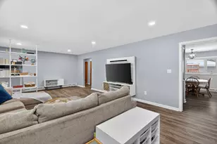 707 Westshire Dr, Joliet, IL 60435 - Photo 7