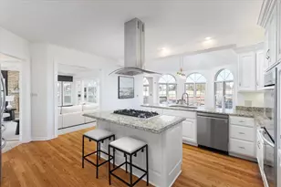 1517 Pine Lake Dr, Naperville, IL 60564 - Photo 5