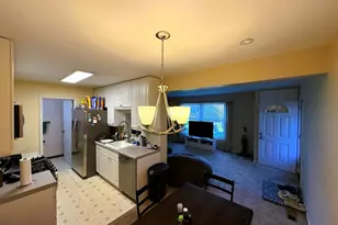 233 Harvest Ct, Vernon Hills, IL 60061 - Photo 5