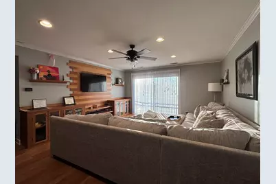 4704 Euclid Avenue #2D, Rolling Meadows, IL 60008 - Photo 3