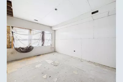 [Address not provided], Chicago, IL 60620 - Photo 7