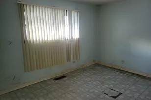 1382 Burnham Ave, Calumet City, IL 60409 - Photo 9