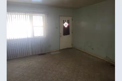 1382 Burnham Avenue, Calumet City, IL 60409 - Photo 3