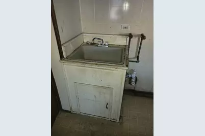 1382 Burnham Avenue, Calumet City, IL 60409 - Photo 7