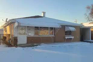 1382 Burnham Ave, Calumet City, IL 60409 - Photo 1