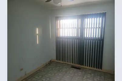 1382 Burnham Avenue, Calumet City, IL 60409 - Photo 11