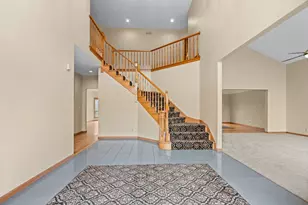 4209 Belson Ln, Crystal Lake, IL 60014 - Photo 3