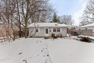 804 E Michigan Ave, Urbana, IL 61801 - Photo 23