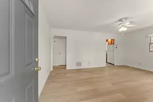 804 E Michigan Ave, Urbana, IL 61801 - Photo 3